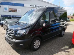Schwarz Gebraucht 2023 Ford Transit Trend Van / Kleinbus | 32.990 € (Guter Preis)