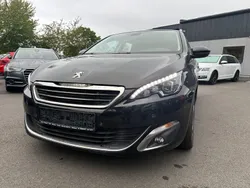 Schwarz Gebraucht 2016 Peugeot 308 Allure Kombi | 9.800 € (Etwas zu teuer)