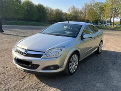 Silber Gebraucht 2008 Opel Astra Cabriolet Edition Cabrio | 5.600 € (Etwas zu teuer)