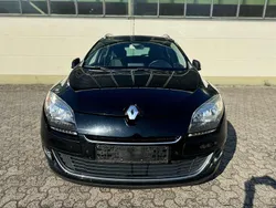 Schwarz Gebraucht 2013 Renault Mégane GrandTour Bose Edition Kombi | 4.500 € (Fairer Preis)