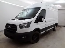 Weiß Gebraucht 2024 Ford Transit Trend Limousine | 25.288 € (Superpreis)