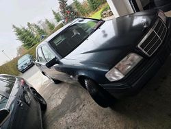 Schwarz Gebraucht 1994 Mercedes C180 Limousine | 3.800 €