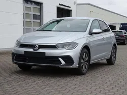 Reflexsilber metallic Neu 2025 VW Polo Move Kleinwagen | 25.775 € (Etwas zu teuer)
