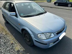 Blau Gebraucht 2000 Mazda 323F Limousine | 999 € (Fairer Preis)