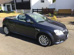 Grau metallic Gebraucht 2009 Opel Tigra Cabrio | 5.499 € (Teuer)