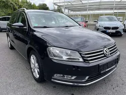Schwarzmetalick Gebraucht 2012 VW Passat Comfortline Kombi | 5.499 € (Guter Preis)