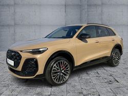 Gold Neu 2025 Audi Q5 Sport SUV | 79.990 € (Teuer)