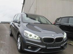 Grau Gebraucht 2018 BMW 220 Active Tourer Advantage Van / Kleinbus | 15.890 € (Fairer Preis)