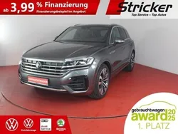 Siliziumgrau metallic Gebraucht 2020 VW Touareg R-line SUV | 44.949 € (Guter Preis)