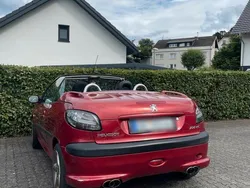 Rot Gebraucht 2003 Peugeot 206 CC Sport Cabrio | 850 € (Fairer Preis)