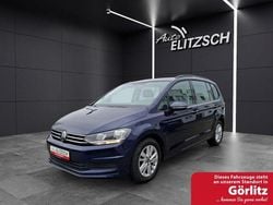 Atlantik blue metallic Gebraucht 2021 VW Touran Comfortline Van / Kleinbus | 20.950 € (Superpreis)