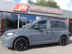 Grau Gebraucht 2023 VW Caddy Life Van / Kleinbus | 27.800 € (Guter Preis)