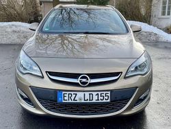 Beige Gebraucht 2013 Opel Astra Innovation Kombi | 8.500 € (Etwas zu teuer)
