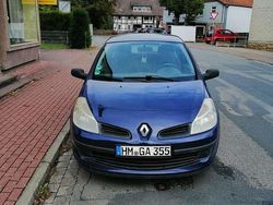 Gebraucht 2009 Renault Clio II Dynamique Limousine | 1.500 € (Guter Preis)