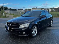 Schwarz Gebraucht 2007 Mercedes C280 AMG Limousine | 15.000 €