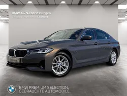 Grau Gebraucht 2022 BMW 530e Limousine | 35.580 € (Guter Preis)