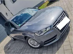 Grau Gebraucht 2014 Audi A3 Sportback Ambiente Limousine | 12.500 € (Fairer Preis)