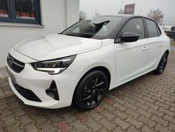 Weiß Gebraucht 2022 Opel Corsa GS Line Limousine | 15.690 € (Guter Preis)