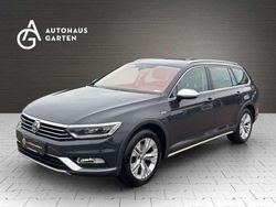 Grau Gebraucht 2016 VW Passat Alltrack Kombi | 8.950 €