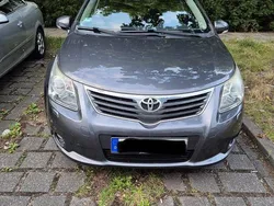 Grau Gebraucht 2009 Toyota Avensis Executive Kombi | 3.550 € (Superpreis)