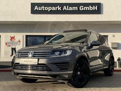 Grau Gebraucht 2017 VW Touareg Exclusive SUV | 24.999 € (Fairer Preis)
