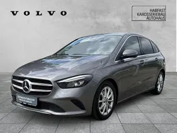 Mountaingrau met. Gebraucht 2019 Mercedes B200 Van / Kleinbus | 20.990 € (Fairer Preis)