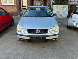 Silber Gebraucht 2002 VW Polo Kleinwagen | 2.000 € (Fairer Preis)