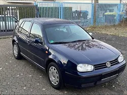 Blau Gebraucht 1998 VW Golf IV Limousine | 2.500 € (Fairer Preis)