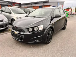 Schwarz Gebraucht 2013 Chevrolet Aveo LT Kleinwagen | 3.950 € (Fairer Preis)