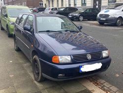 Blau Gebraucht 1999 VW Polo Kombi | 1.200 € (Etwas zu teuer)