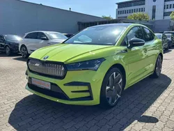 Mamba grün Gebraucht 2023 Skoda Enyaq iV Lounge SUV | 39.890 € (Superpreis)