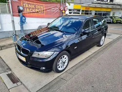 Saphirschwarz Gebraucht 2012 BMW 320 Sport Line Kombi | 9.890 € (Fairer Preis)