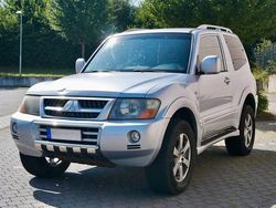 Silber Gebraucht 2006 Mitsubishi Pajero SUV | 14.990 €