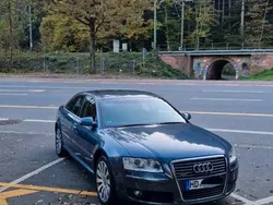 Grau Gebraucht 2006 Audi A8 Limousine | 8.400 € (Teuer)