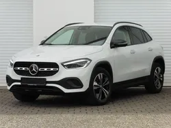 Digitalweiß Gebraucht 2023 Mercedes GLA200 SUV | 29.990 € (Guter Preis)