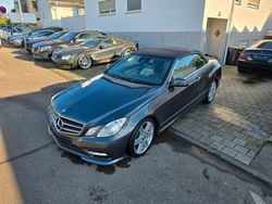 Grau Gebraucht 2010 Mercedes E500 AMG Cabrio | 14.990 €