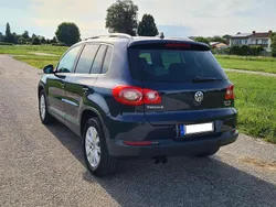 Blau Gebraucht 2011 VW Tiguan Sport SUV | 10.600 € (Fairer Preis)