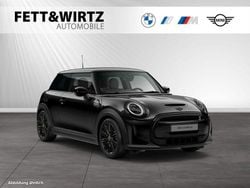 Midnight black metallic Gebraucht 2023 Mini Cooper SE Kleinwagen | 18.790 € (Guter Preis)