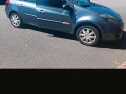 Blau Gebraucht 2010 Renault Clio II Dynamique Limousine | 1.850 € (Fairer Preis)