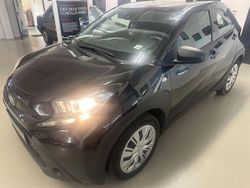 Schwarz Gebraucht 2023 Toyota Aygo X SUV | 11.090 € (Guter Preis)