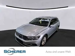 Scale silvermetallic Gebraucht 2023 VW Passat Business Kombi | 26.490 € (Fairer Preis)