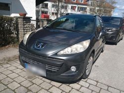 Grau Gebraucht 2011 Peugeot 207 Premium Kombi | 3.500 € (Guter Preis)