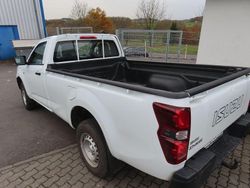 Weiß Gebraucht 2023 Isuzu D-Max SUV | 26.590 € (Fairer Preis)