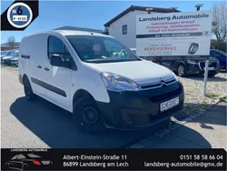 Weiß Gebraucht 2018 Citroën Berlingo Business Class Van / Kleinbus | 7.990 € (Teuer)