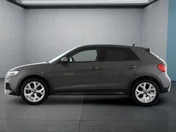 Grau Gebraucht 2024 Audi A1 Kleinwagen | 26.199 € (Fairer Preis)