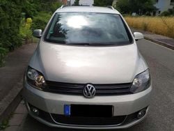 Silber Gebraucht 2009 VW Golf Plus Cross Comfortline Van / Kleinbus | 6.600 € (Etwas zu teuer)