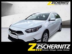(wd) casa white s Gebraucht 2025 Kia Ceed Sportswagon Comfort Kombi | 25.960 € (Fairer Preis)