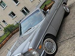 Grau Gebraucht 1971 Mercedes 250 Coupé | 19.500 €