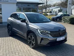 Grau Gebraucht 2023 Renault Austral Techno Esprit Alpine SUV | 29.950 € (Guter Preis)
