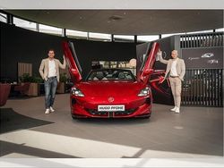 Rot Neu 2025 MG Cyberster Cabrio | 69.990 € (Teuer)